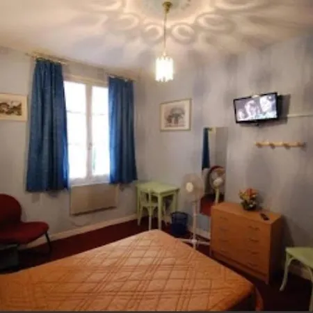 Notre Dame Auxiliatrice 2* Λούρδη
