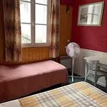 Notre Dame Auxiliatrice Hotel Lourdes