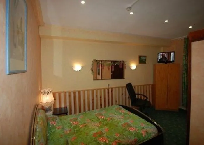 Notre Dame Auxiliatrice Lourdes