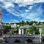 Notre Dame Auxiliatrice 2* ルルド
